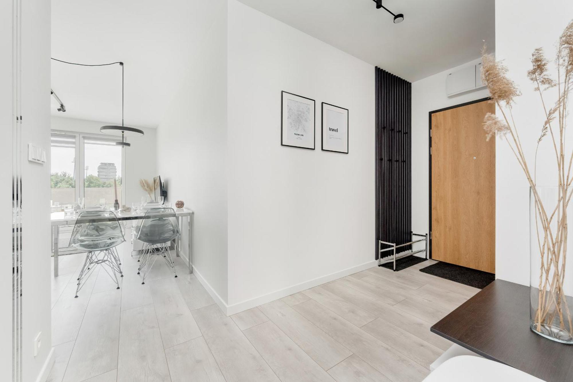 Miedziana Bright Apartment With Balcony And Parking Wroclaw By Noclegi Renters Exterior photo